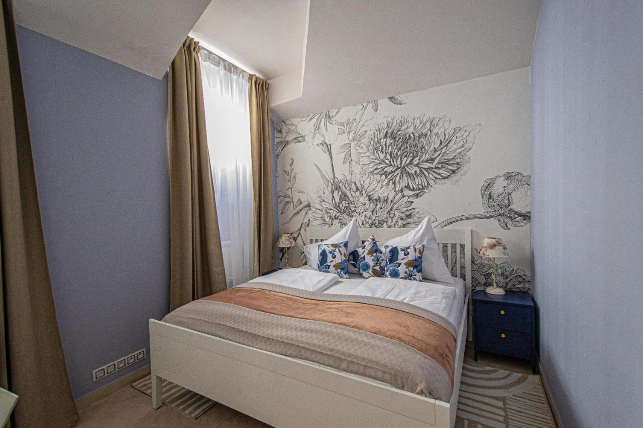 Modern And Spacious Apartments In City Center 布拉格 外观 照片